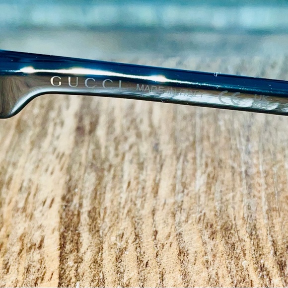 SOLD!! GUCCI BLACK OVAL SUNGLASSES GG1237Sool - Picture 9 of 13